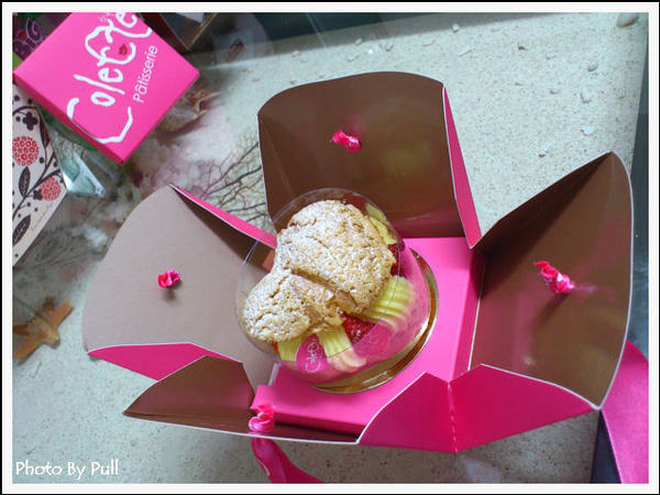 Colette Patisserie格蕾朵甜點莊園:還等什麼?! 來個貴婦蛋糕吧 X Colette Patisserie格蕾朵甜點莊園 Colette Patisserie格蕾朵甜點莊園:還等什麼?! 來個貴婦蛋糕吧 X Colette Patisserie格蕾朵甜點莊園