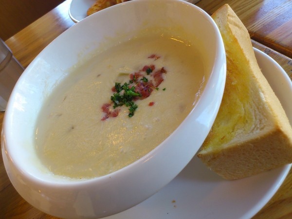 MOCHA JANE'S 摩卡珍思(尼克咖啡四號店):慵懶早晨跟MOCHA JANE'S 來個早餐約會吧! MOCHA JANE'S 摩卡珍思(尼克咖啡四號店):慵懶早晨跟MOCHA JANE'S 來個早餐約會吧!