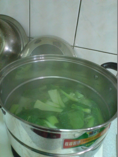 果貿吳媽家手工餃子:《高雄果貿吳媽家》赫赫有名的果貿吳媽家出新產品啦之特濃豚味獅子頭我來了!!!!! 果貿吳媽家手工餃子:《高雄果貿吳媽家》赫赫有名的果貿吳媽家出新產品啦之特濃豚味獅子頭我來了!!!!!