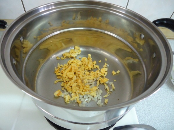 果貿吳媽家手工餃子:《高雄果貿吳媽家》赫赫有名的果貿吳媽家出新產品啦之特濃豚味獅子頭我來了!!!!! 果貿吳媽家手工餃子:《高雄果貿吳媽家》赫赫有名的果貿吳媽家出新產品啦之特濃豚味獅子頭我來了!!!!!