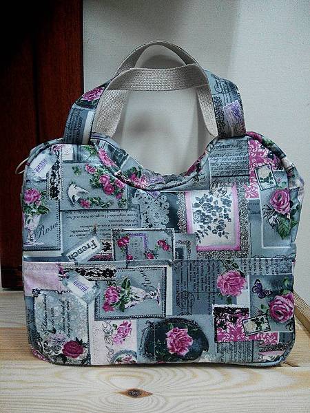 1030918訂製品灰底玫瑰手提袋-3