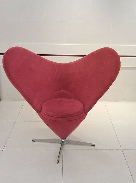 台北阪急設計師椅6.jpg 台北阪急設計師椅6.jpg