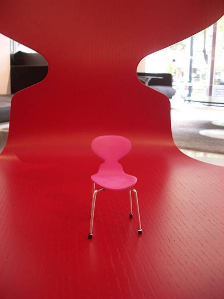 真假設計師椅比一比(2008-3-16)-10.jpg 真假設計師椅比一比(2008-3-16)-10.jpg