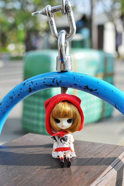 小紅帽在幾米公園1.jpg 小紅帽在幾米公園1.jpg