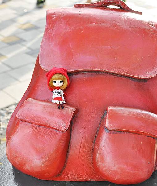 小紅帽在幾米公園5.jpg 小紅帽在幾米公園5.jpg