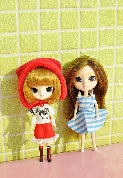 夏天與小紅帽.jpg 夏天與小紅帽.jpg