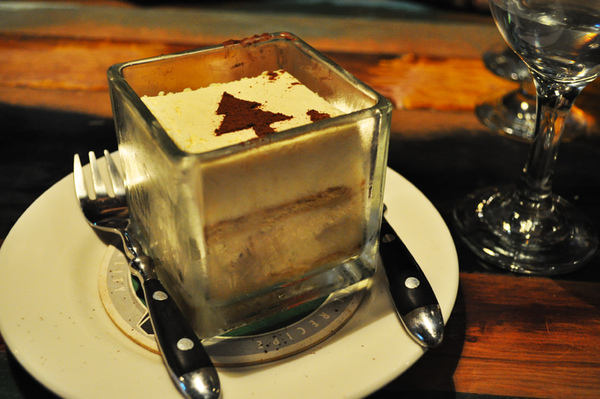 華山義麵坊-提拉米蘇.jpg 華山義麵坊-提拉米蘇.jpg