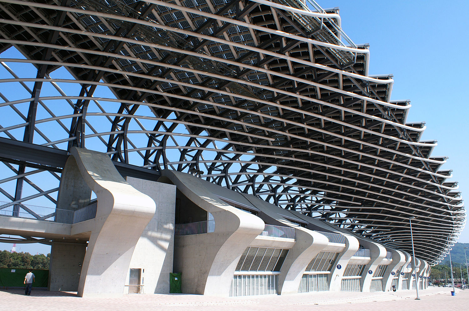 高雄世運主場館  龍騰體育館