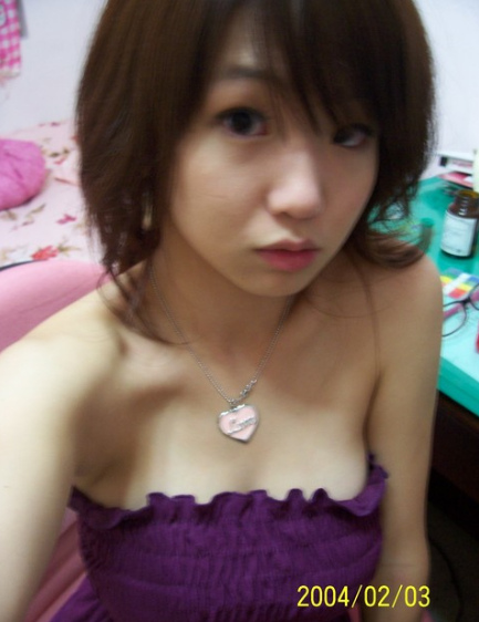 2004.bmp 2004.bmp