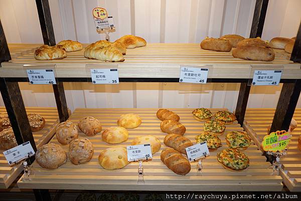 12/20 Gingerbread Bakery