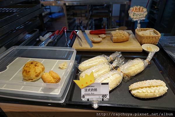 12/20 Gingerbread Bakery