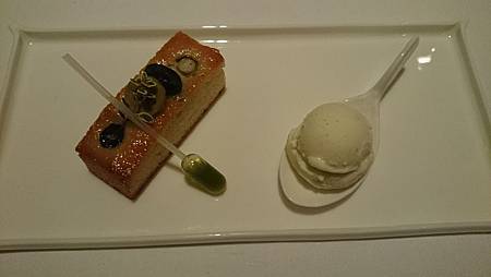 DSC_0797.JPG DSC_0797.JPG