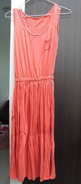 橘色皺摺縮腰長裙 100 橘色皺摺縮腰長裙 100