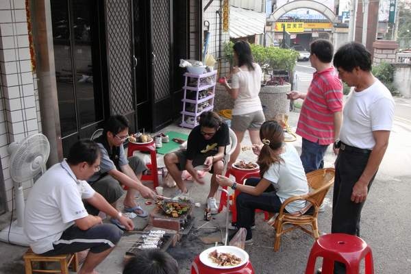 芳楹家(轉移陣地繼續烤)(1).JPG 芳楹家(轉移陣地繼續烤)(1).JPG