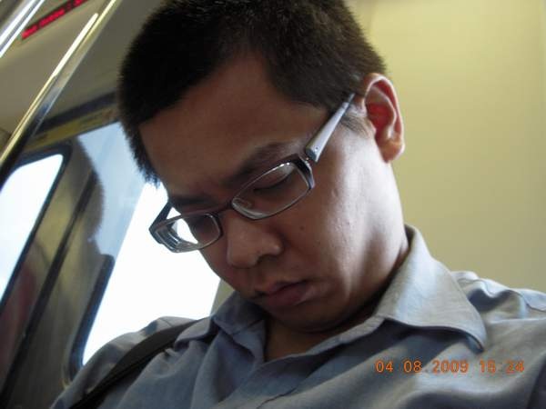 被偷拍(11).jpg 被偷拍(11).jpg