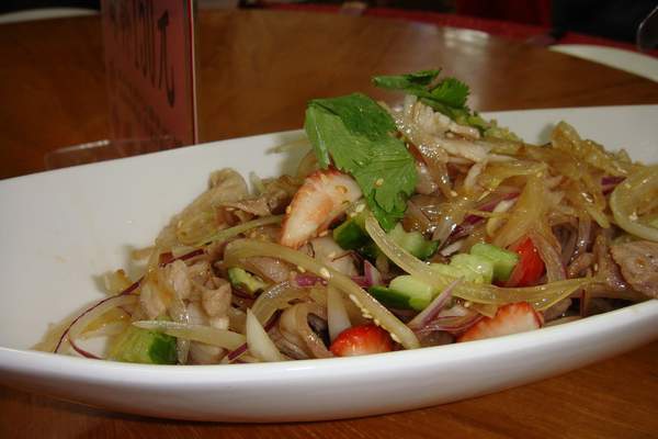 草莓涼拌肉.JPG 草莓涼拌肉.JPG