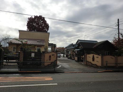 這邊其實是賣菜的 這邊其實是賣菜的