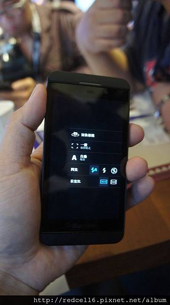 繼往開來~承先啟後~自創一格的黑莓機BlackBerry Z10體驗會心得