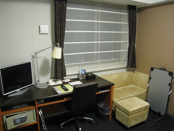 IMG_3283-2.JPG IMG_3283-2.JPG