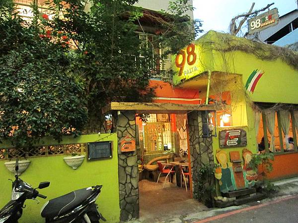 IMG_1549.JPG IMG_1549.JPG