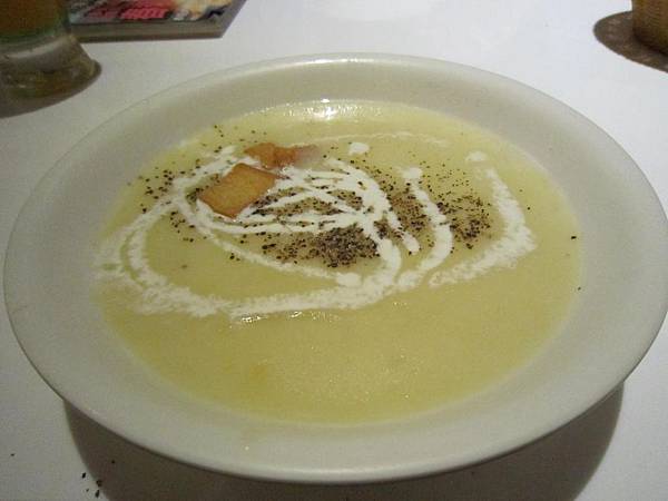 IMG_1600.JPG IMG_1600.JPG