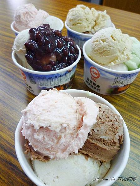 漫步在文藝氣息濃厚 有日式建築的蒜頭糖廠 品便宜美味冰淇淋