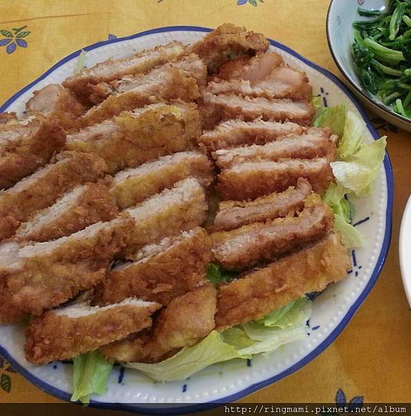 1078796_620153621350331_1911656433_o