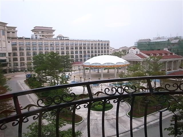 義大皇冠飯店 (2).JPG 義大皇冠飯店 (2).JPG