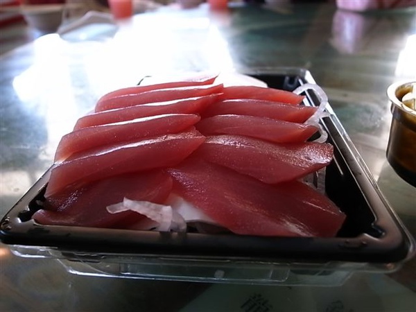 梧棲漁市生魚片.JPG 梧棲漁市生魚片.JPG