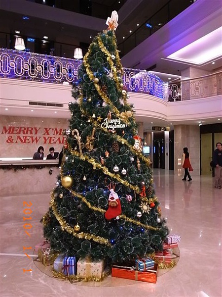 台南致穩商旅聖誕樹.JPG 台南致穩商旅聖誕樹.JPG