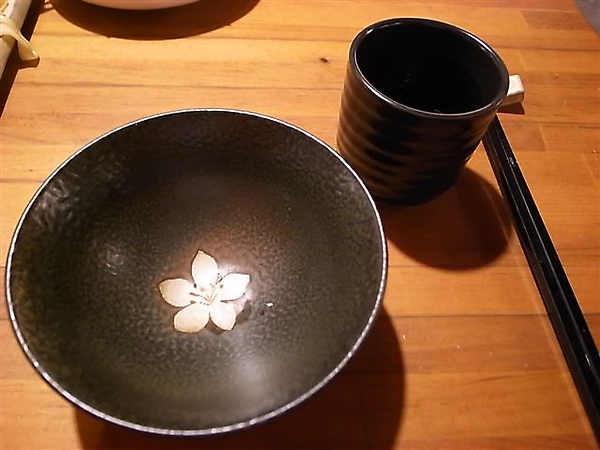 桐花村器皿.JPG 桐花村器皿.JPG
