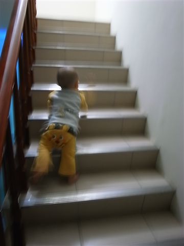 [12M]爬樓梯2.JPG