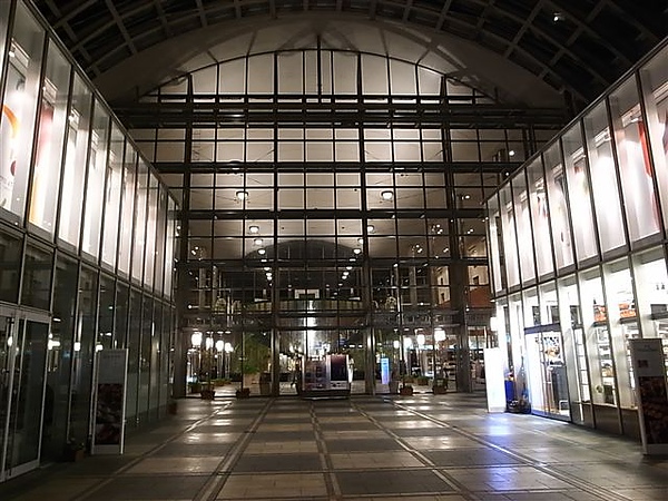 飯店最外層大廳.JPG 飯店最外層大廳.JPG
