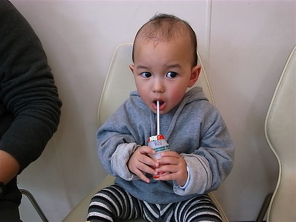 1Y5M (2).JPG 1Y5M (2).JPG