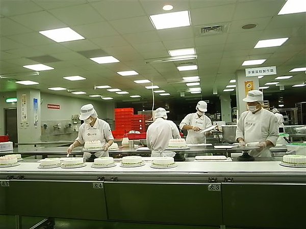白木屋蛋糕生產線.JPG