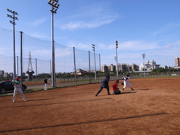 味全龍迷球聚 4 味全龍迷球聚 4