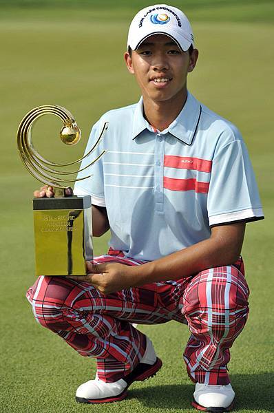 121114100514_Guan1 121114100514_Guan1