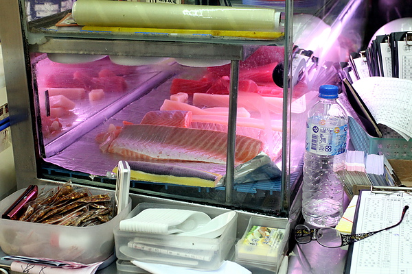 興南夜市‧C/P值極高的祥壽司