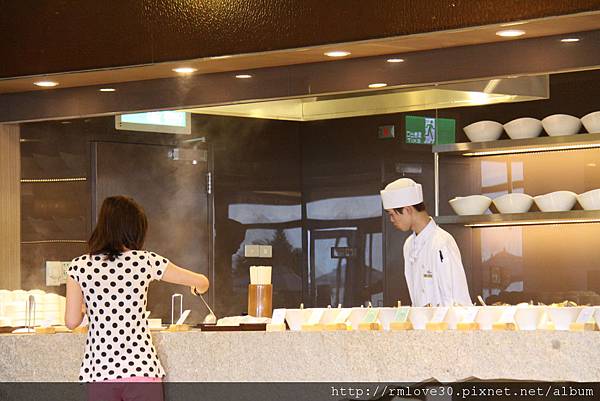 雲品酒店‧中規中矩丹彤自助早餐