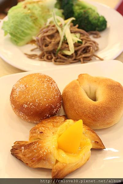 雲品酒店‧中規中矩丹彤自助早餐