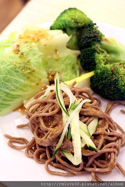 雲品酒店‧中規中矩丹彤自助早餐