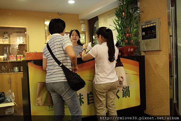 東區‧超高C/P味自慢火鍋吃到飽