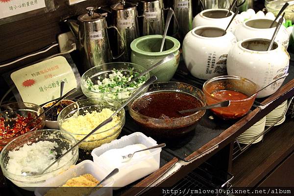 東區‧超高C/P味自慢火鍋吃到飽