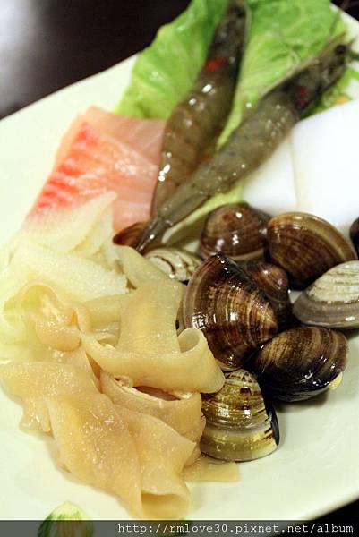 東區‧超高C/P味自慢火鍋吃到飽