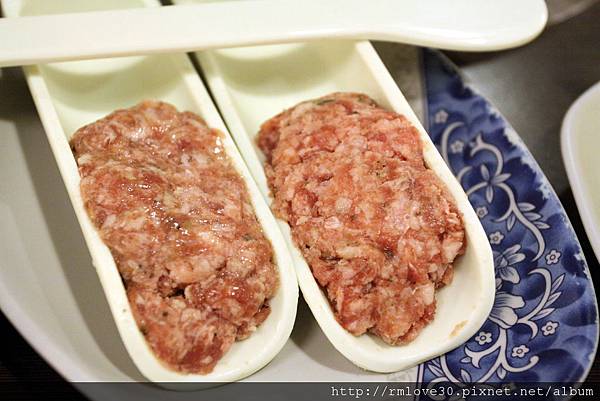 東區‧超高C/P味自慢火鍋吃到飽