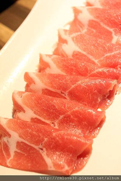 東區‧精品牛肉洛神賦麻辣極品鴛鴦