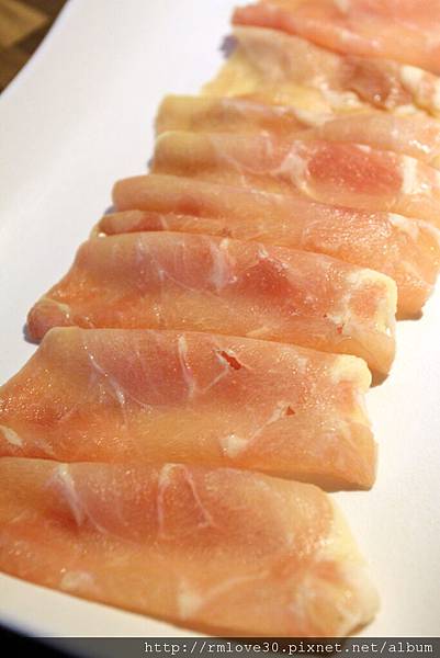 東區‧精品牛肉洛神賦麻辣極品鴛鴦