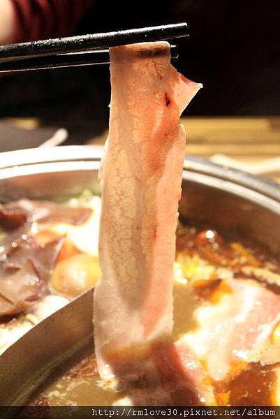 東區‧精品牛肉洛神賦麻辣極品鴛鴦