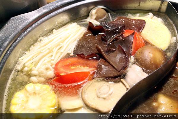 東區‧精品牛肉洛神賦麻辣極品鴛鴦