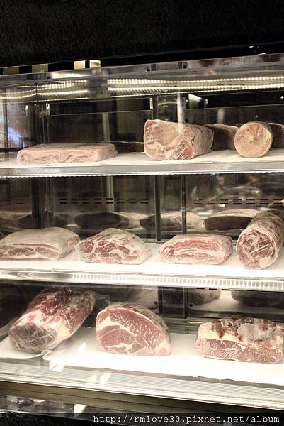 東區‧精品牛肉洛神賦麻辣極品鴛鴦